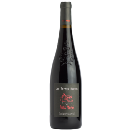 Bouteille de vin rouge Les Terres Rouges avec étiquette élégante