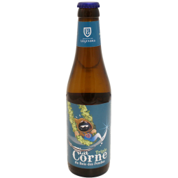 Bouteille de La Corne Triple 33 cl avec étiquette dorée sur fond boisé