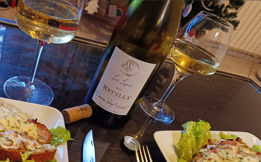 Reuilly Blanc Les Lignis : Une Dégustation Parfaite avec des Tartines Gourmandes